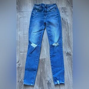 American Eagle Outfitters Blue Ripped Skinny Jeans size 00
